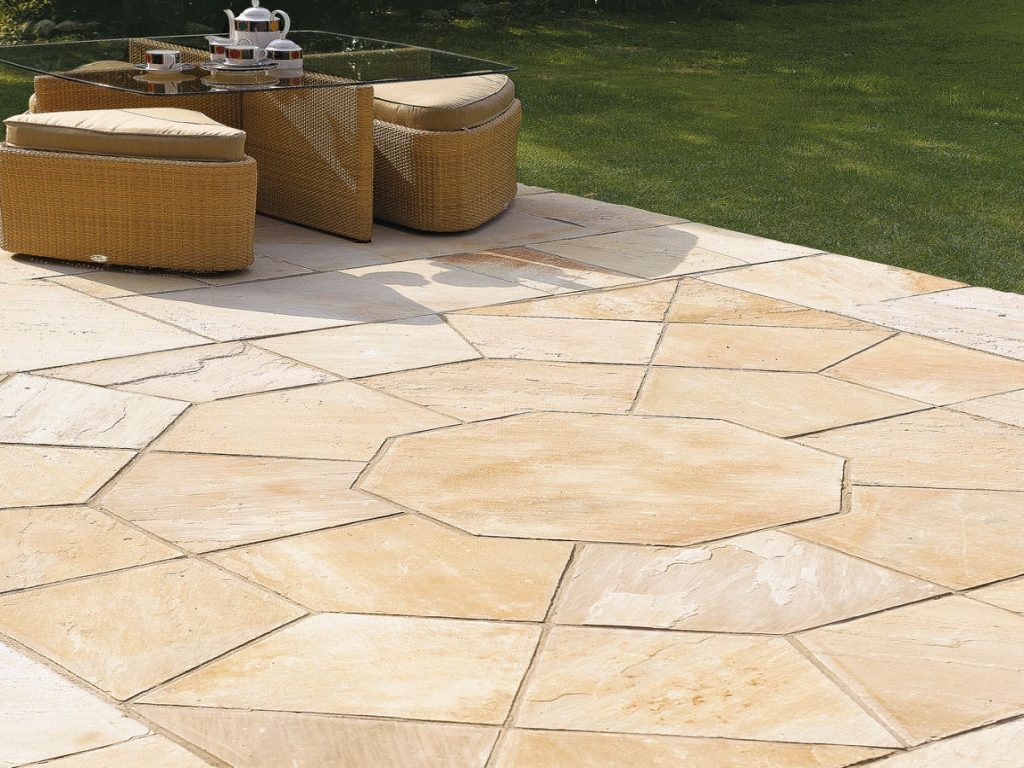 The Best 7 Natural Stone Materials for Outdoor Tiles
